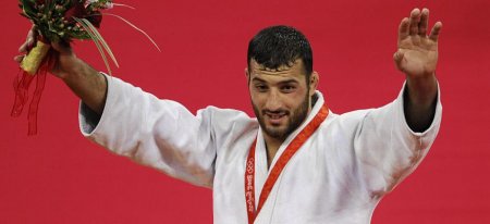 تصريحات نارية للمدرب الوطني للجيدو عمار بن يخلف قبل انطلاق اللجنة الأولمبية نحو طوكيو