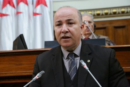 الوزير الأول يستقبل وزير الداخلية  الموريتاني
