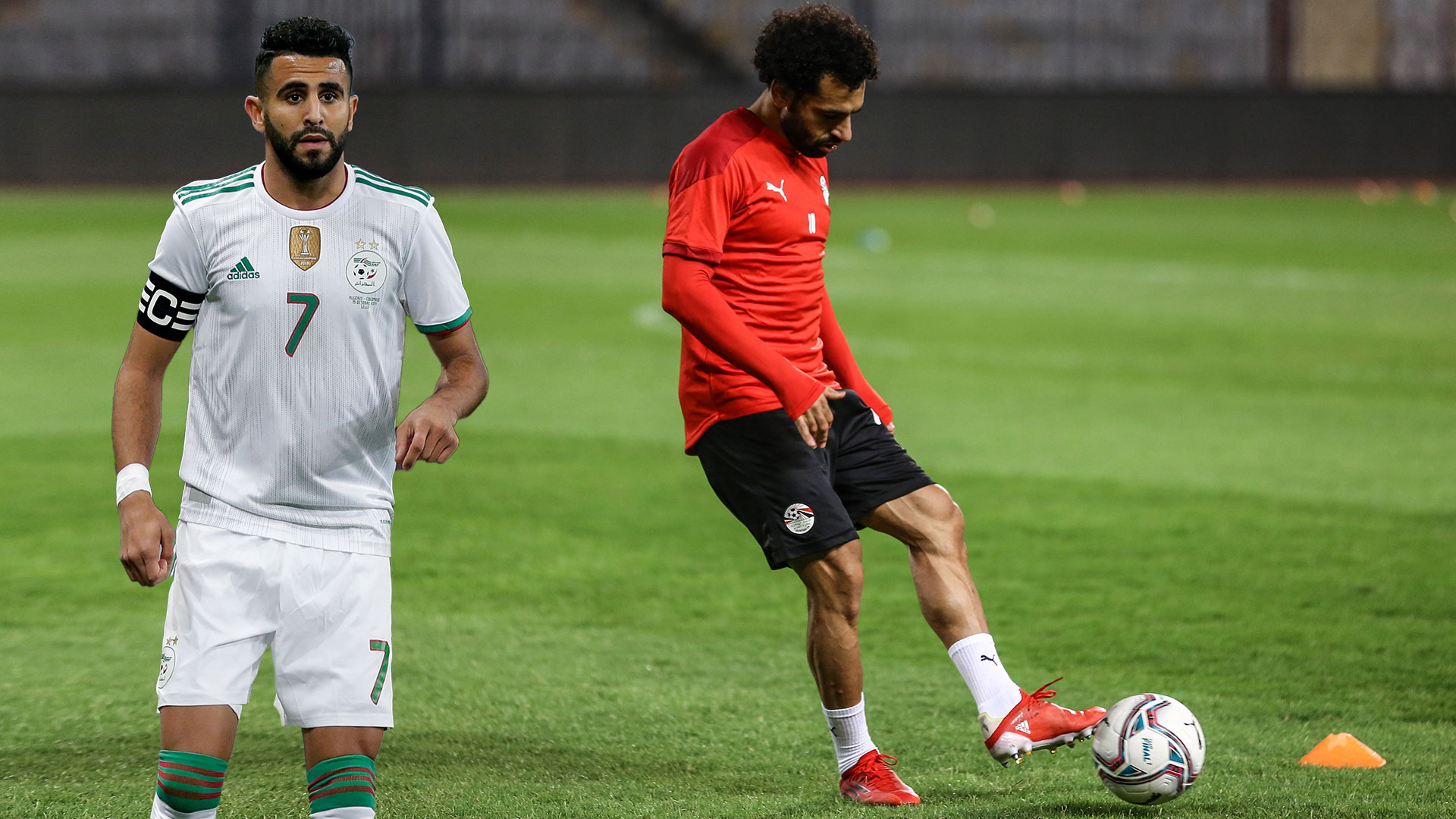 محمد صلاح يتحدث عن المنتخب الجزائري لتحفيز زملائه قبل مواجهة الكاميرون