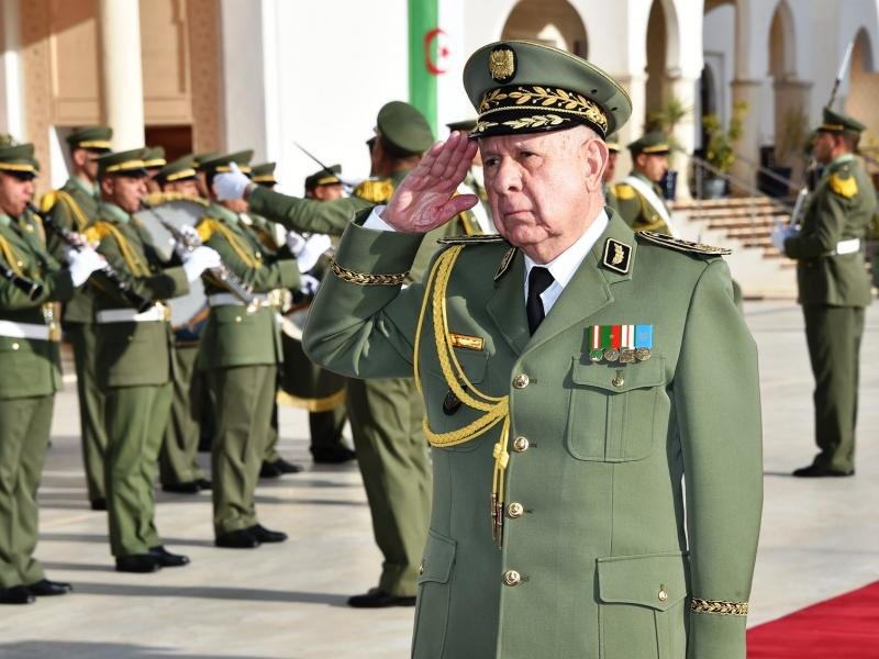 ترقية  رئيس أركان الجيش الوطني  الشعبي الفريق السعيد شنقريحة إلى رتبة فريق أول
