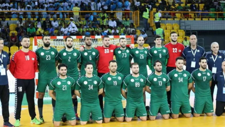 التلفزيون العمومي يُعلن بث كل مباريات المنتخب الوطني لكرة اليد