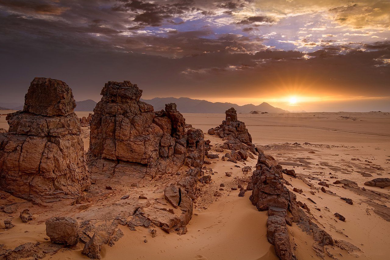 الأولى عربياً.. نيويورك تايمز تصنف الجزائر ضمن أحسن 52 وجهة سياحية بالعالم