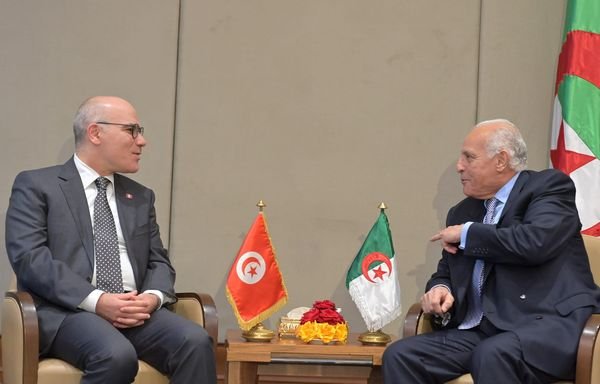 وزير الخارجية أحمد عطاف يستقبل نظيره التونسي