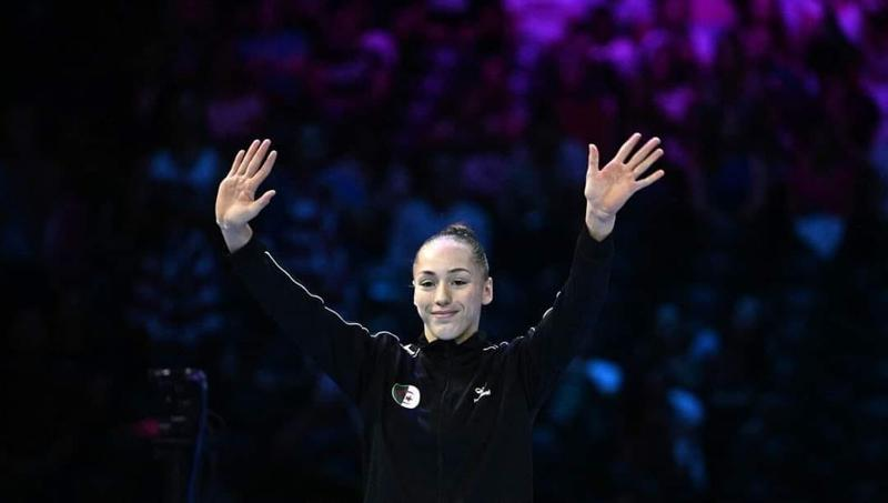 اللجنة الأولمبية الجزائرية تهنئ كايليا نمور بهذا الإنجاز