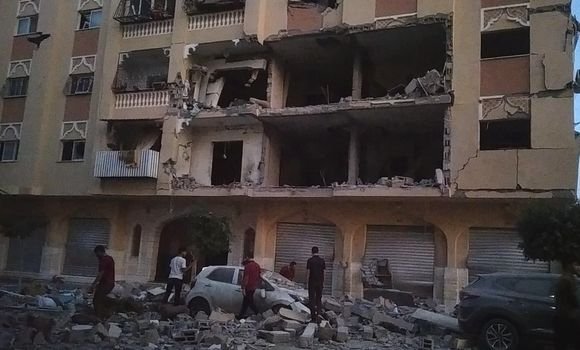 26 شهيدا في ضربة جوية إستهدفت مبنى في خان يونس بغزة
