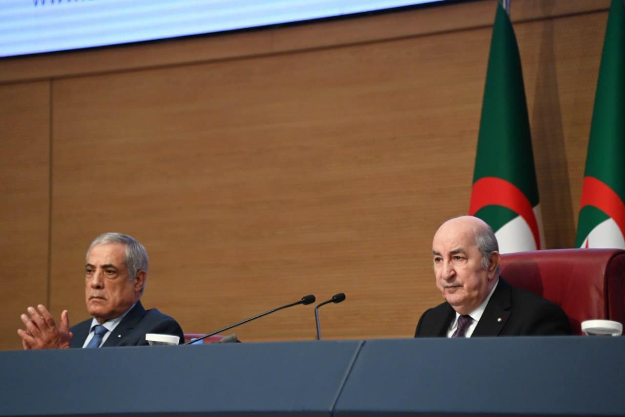الرئيس تبون: ذكرى تأسيس الإتحاد العام للعمال الجزائريين تشكل محطة حاسمة في نضال الشعب الجزائري