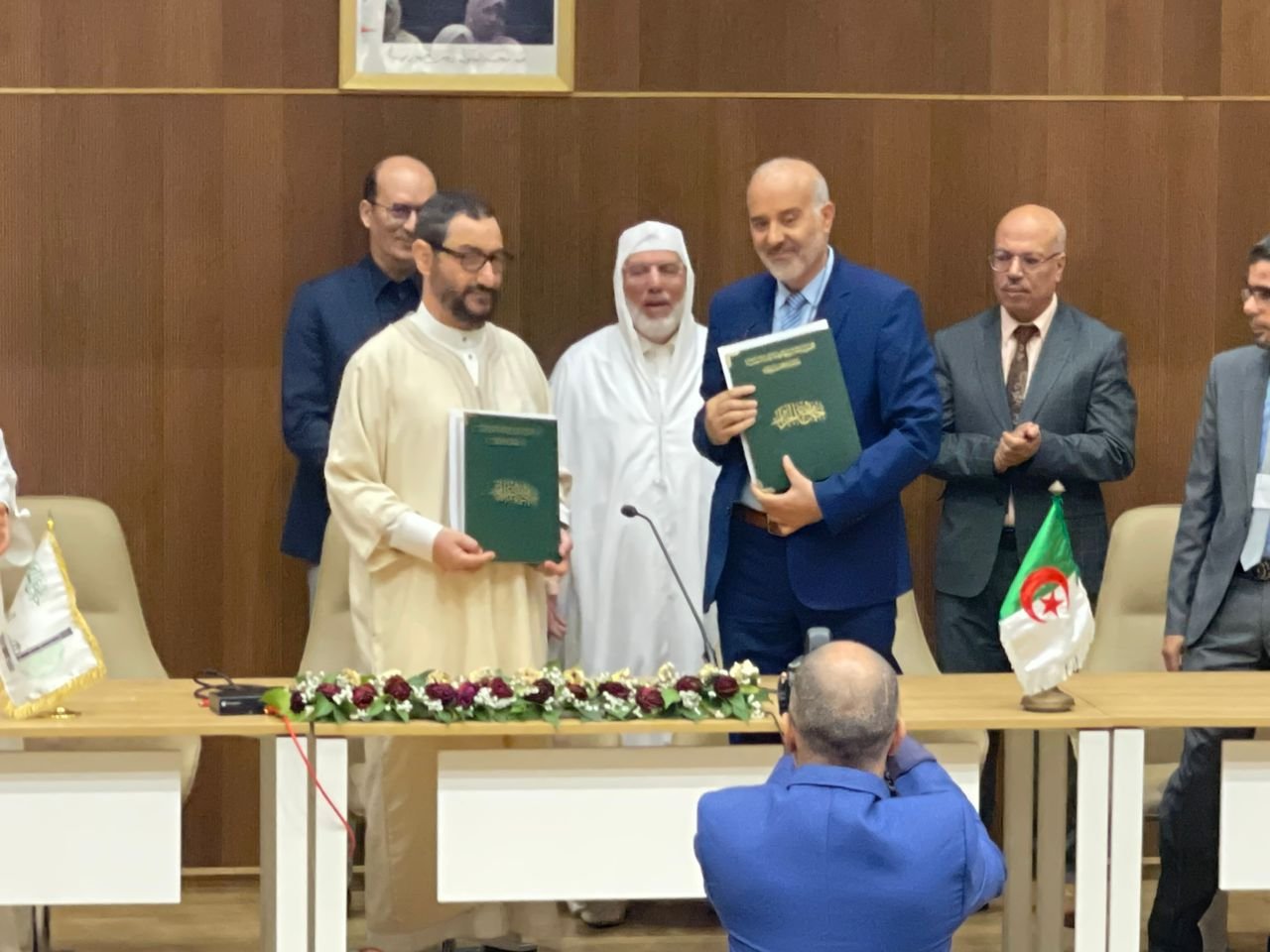 إبرام اتفاقية إطار بين المدرسة الوطنية العليا للعلوم الإسلامية بجامع الجزائر ومصرف السلام الجزائر