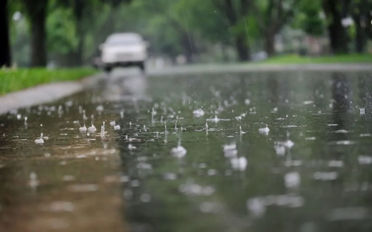 أمطار رعدية غزيرة عبر عدة ولايات